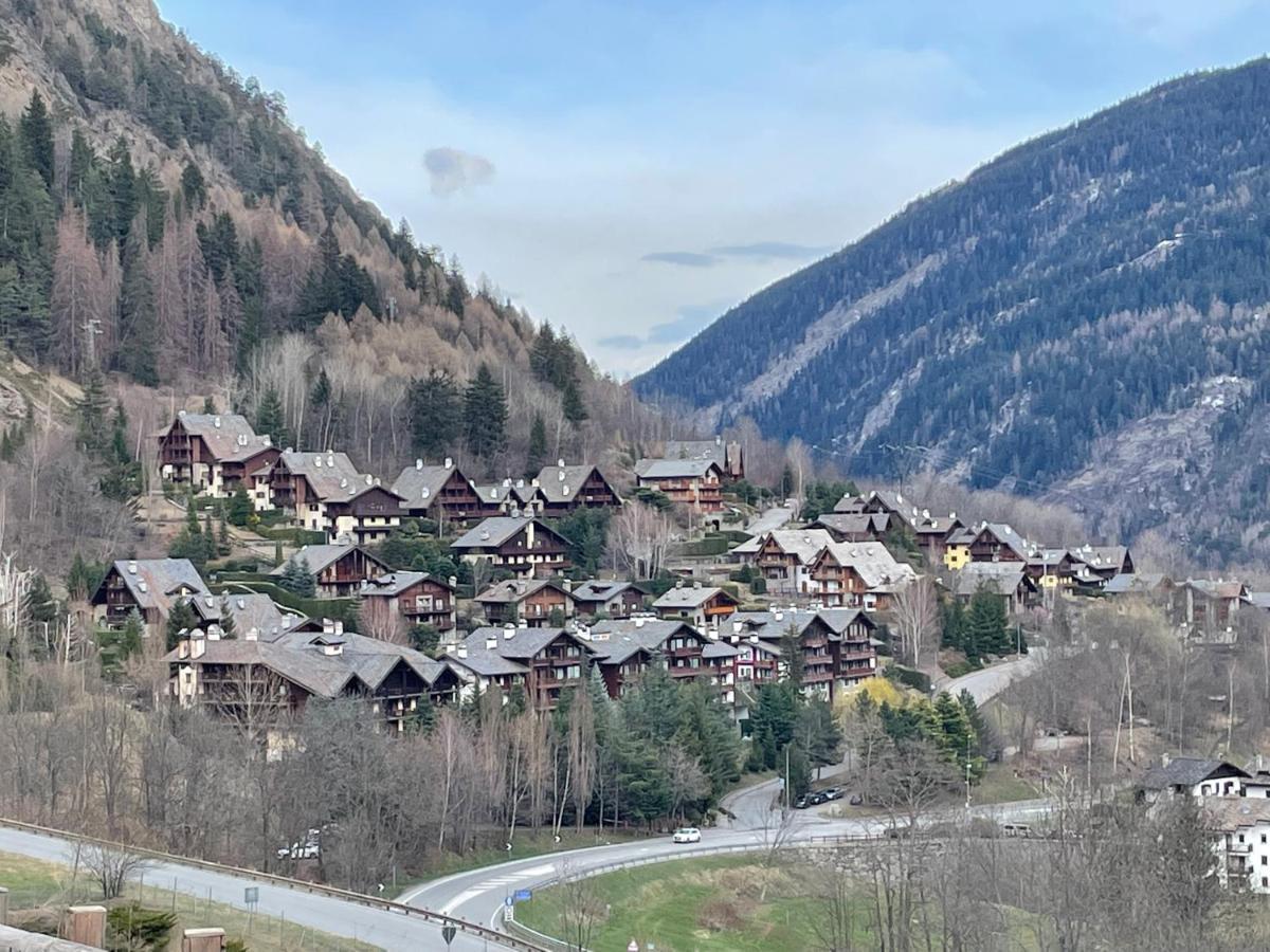 Courmayeur~Navetta Gratuita Per Il Centro+Impianti 外观 照片